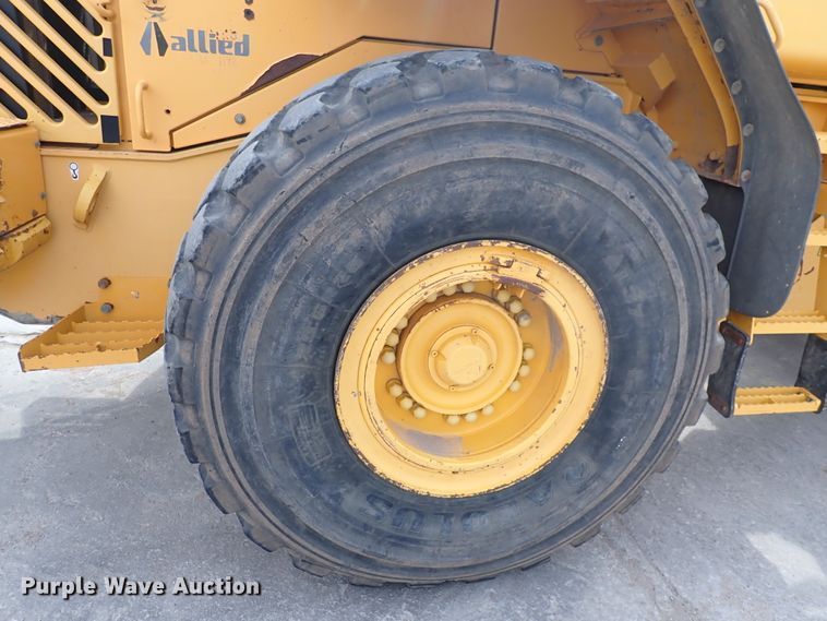 image for item DP4516 2003 Volvo L110E  wheel loader