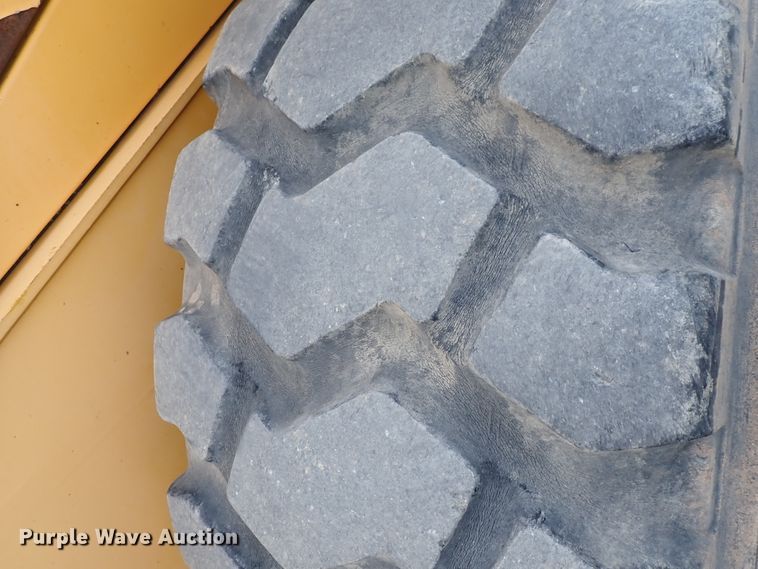 image for item DP4516 2003 Volvo L110E  wheel loader