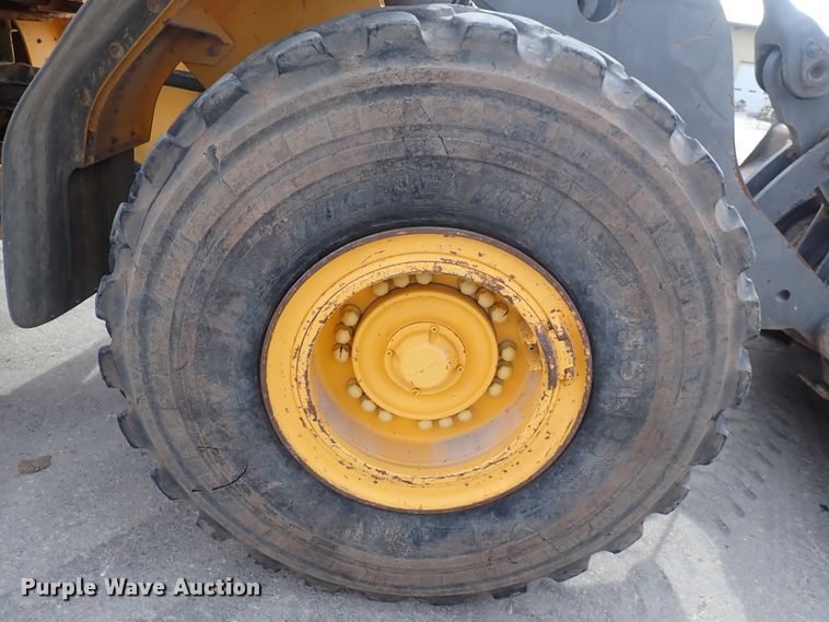 image for item DP4516 2003 Volvo L110E  wheel loader