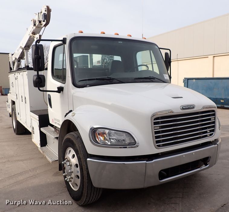 image for item DP4519 2016 Freightliner M2 106  utility / service truck