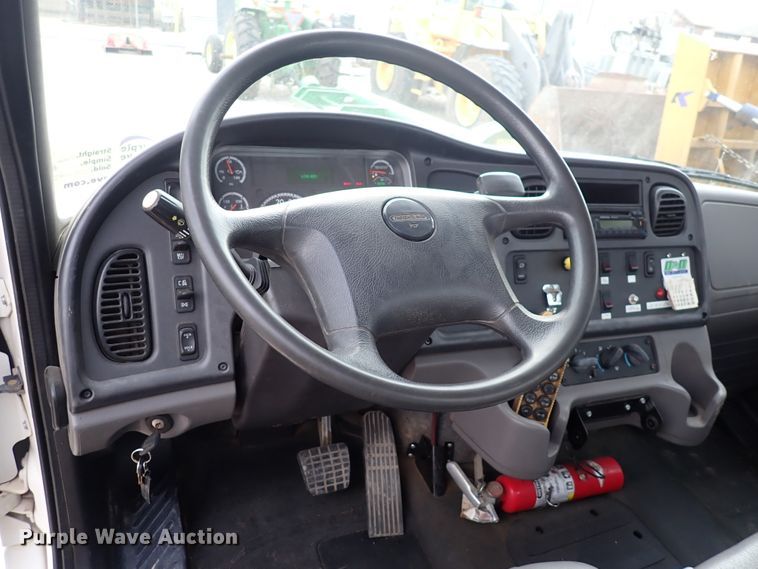 image for item DP4519 2016 Freightliner M2 106  utility / service truck