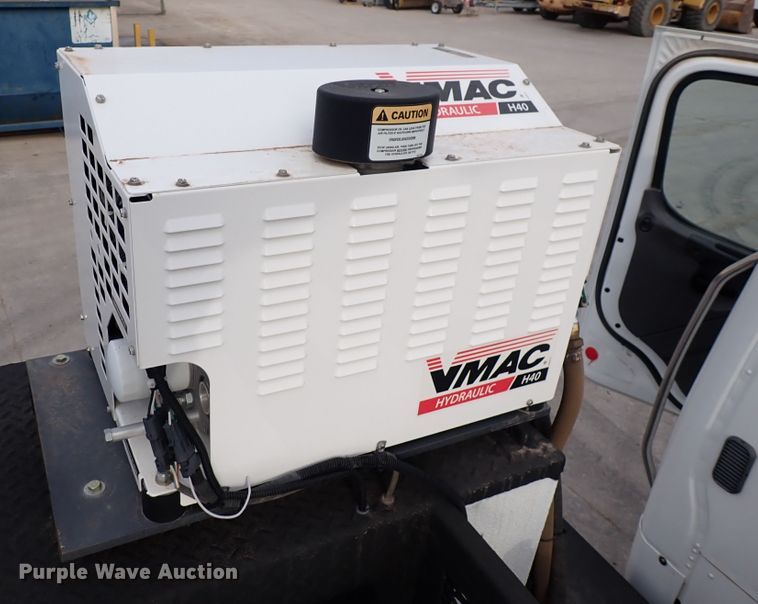 image for item DP4519 2016 Freightliner M2 106  utility / service truck