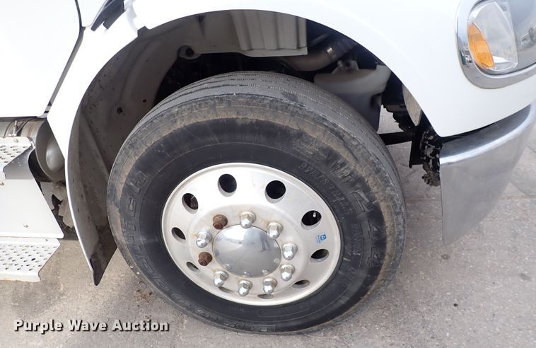 image for item DP4519 2016 Freightliner M2 106  utility / service truck