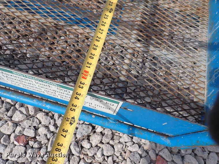 image for item DP4544 2002 Genie S85  boom lift