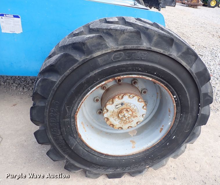 image for item DP4544 2002 Genie S85  boom lift