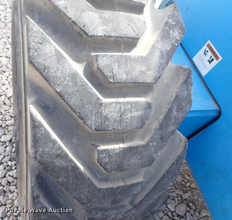 image for item DP4544 2002 Genie S85  boom lift