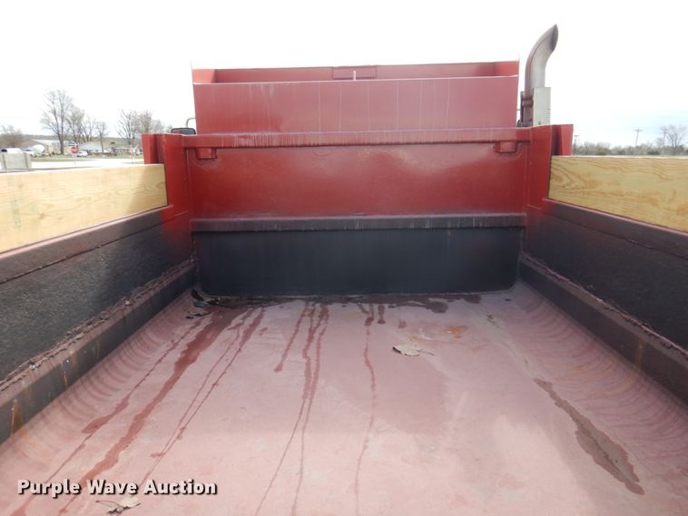 image for item DP5424 2004 International 7400  dump truck