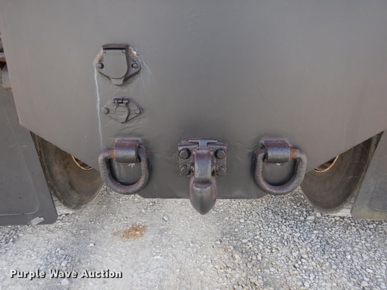 image for item DP5424 2004 International 7400  dump truck