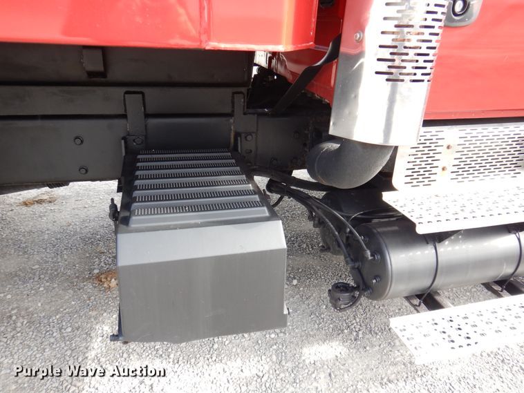 image for item DP5424 2004 International 7400  dump truck