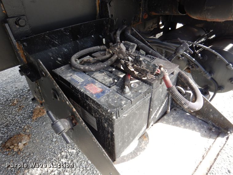 image for item DP5424 2004 International 7400  dump truck