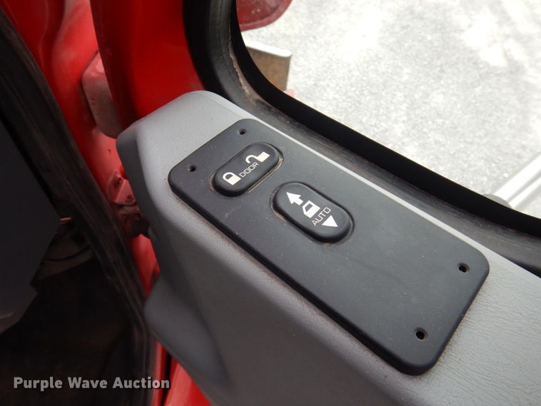 image for item DP5424 2004 International 7400  dump truck