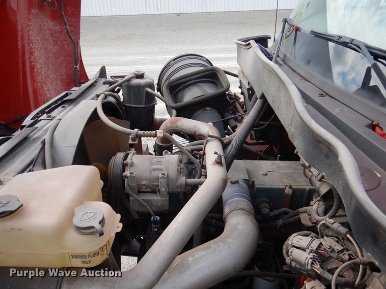 image for item DP5424 2004 International 7400  dump truck