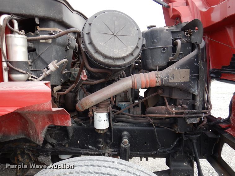 image for item DP5424 2004 International 7400  dump truck