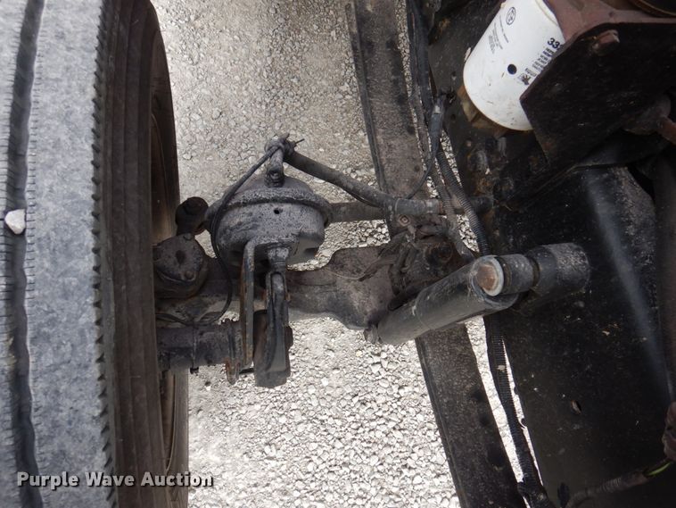 image for item DP5424 2004 International 7400  dump truck