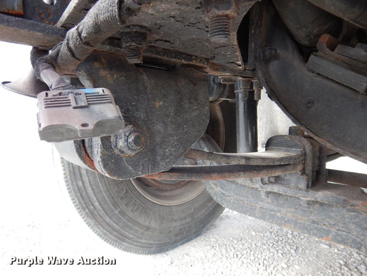 image for item DP5424 2004 International 7400  dump truck