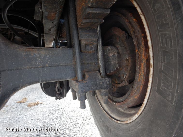 image for item DP5424 2004 International 7400  dump truck