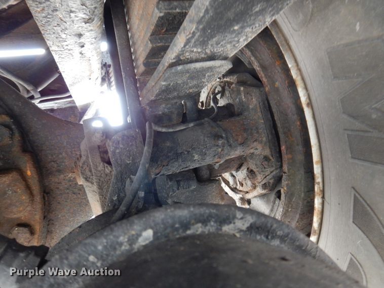 image for item DP5424 2004 International 7400  dump truck