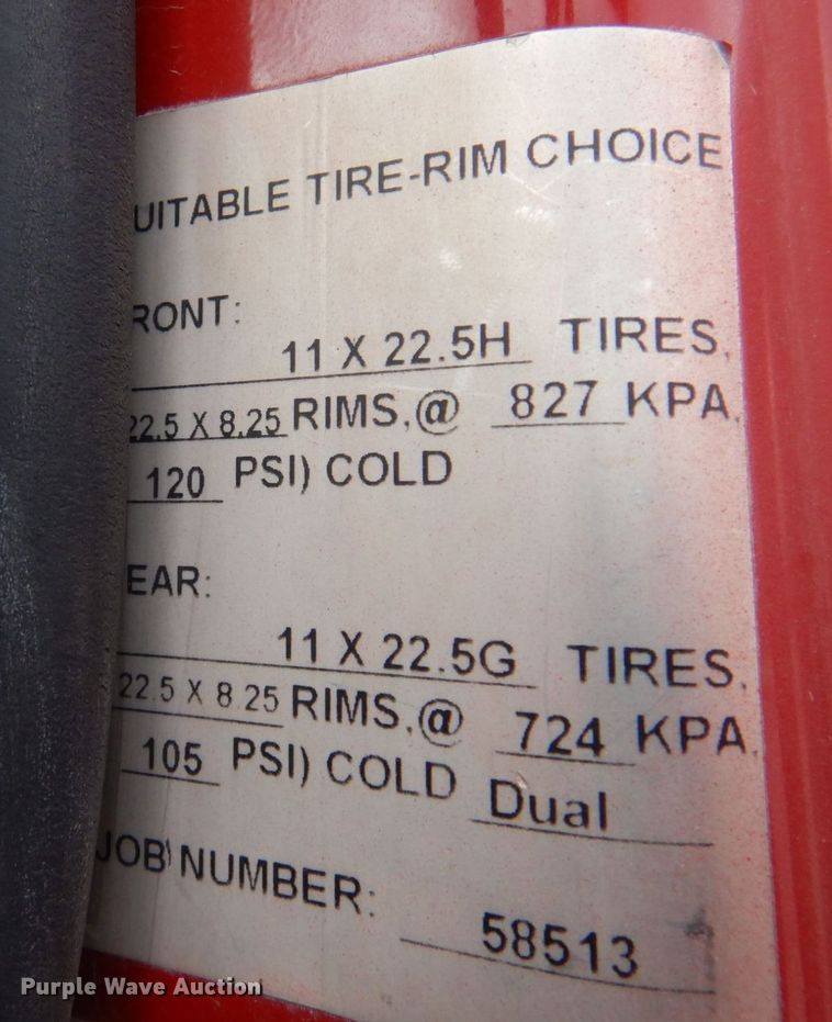 image for item DP5424 2004 International 7400  dump truck