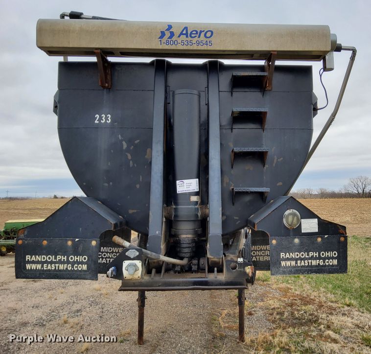 image for item DR0881 2003 Ranco  end dump trailer