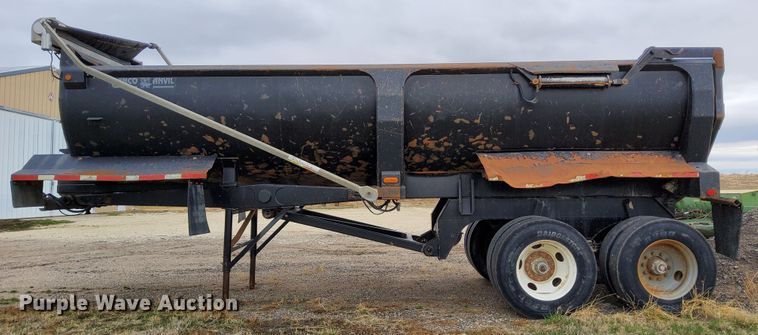 image for item DR0881 2003 Ranco  end dump trailer