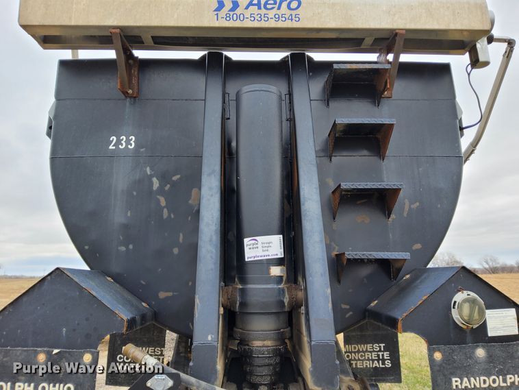 image for item DR0881 2003 Ranco  end dump trailer