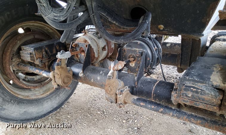 image for item DR0881 2003 Ranco  end dump trailer