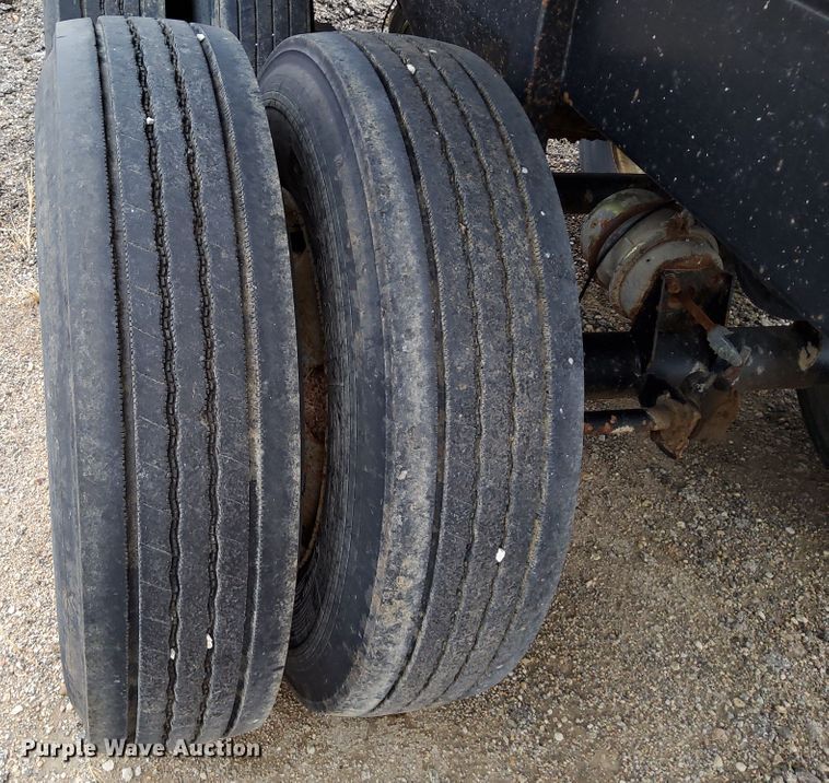 image for item DR0881 2003 Ranco  end dump trailer