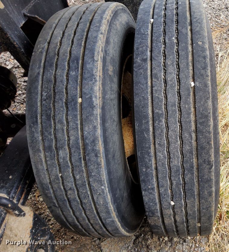 image for item DR0881 2003 Ranco  end dump trailer