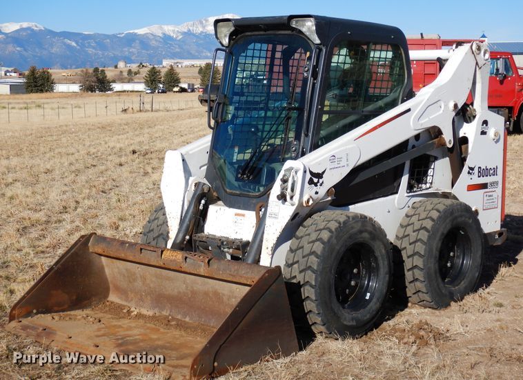 image for item DR1141 2016 Bobcat S590  skid steer loader