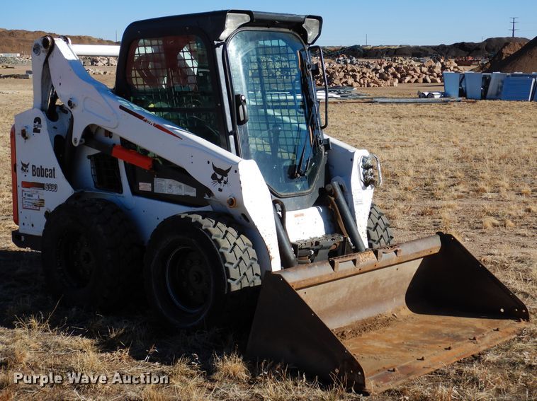 image for item DR1141 2016 Bobcat S590  skid steer loader