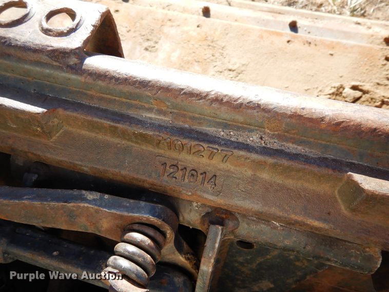 image for item DR1141 2016 Bobcat S590  skid steer loader