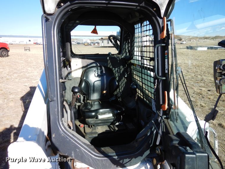 image for item DR1141 2016 Bobcat S590  skid steer loader