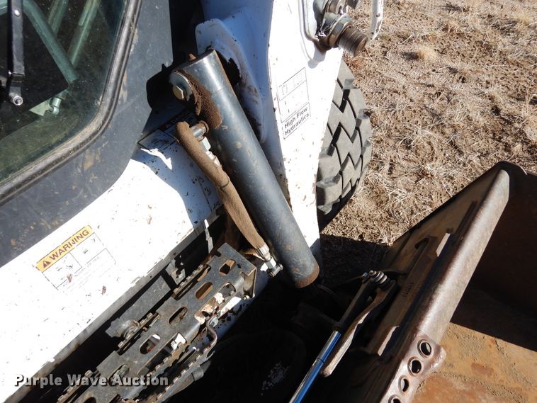 image for item DR1141 2016 Bobcat S590  skid steer loader