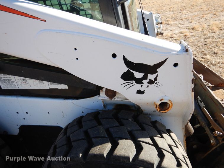image for item DR1141 2016 Bobcat S590  skid steer loader