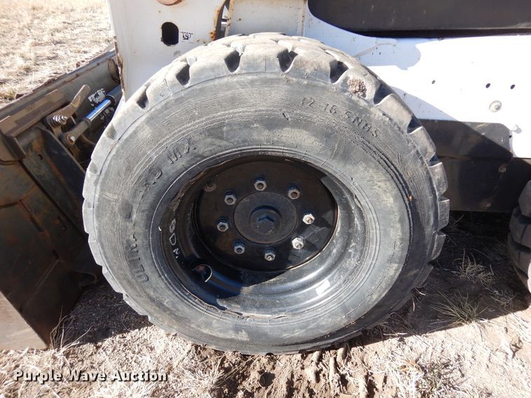 image for item DR1141 2016 Bobcat S590  skid steer loader