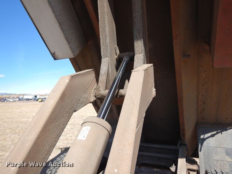 image for item DR1147 1990 International 4700  Crew Cab chipper truck