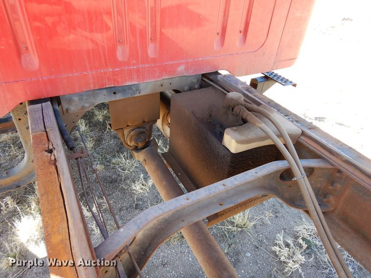 image for item DR1147 1990 International 4700  Crew Cab chipper truck