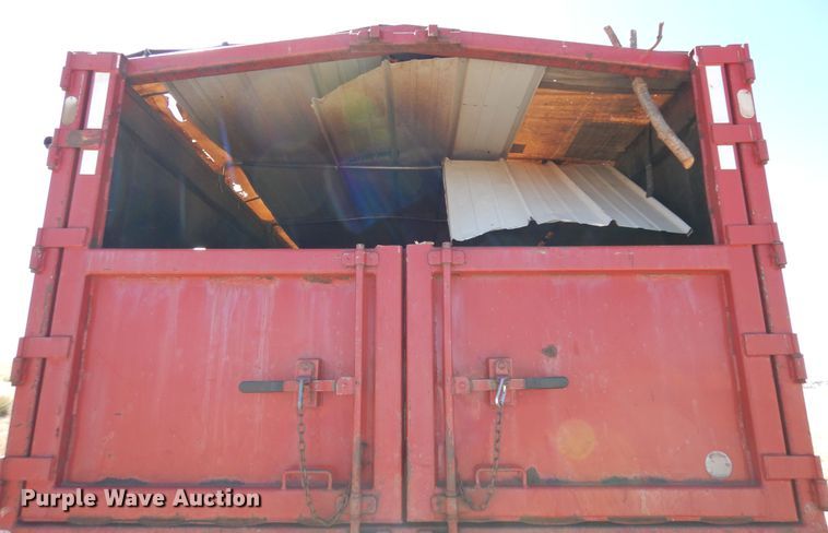 image for item DR1147 1990 International 4700  Crew Cab chipper truck