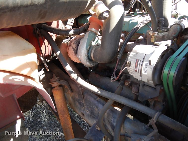 image for item DR1147 1990 International 4700  Crew Cab chipper truck