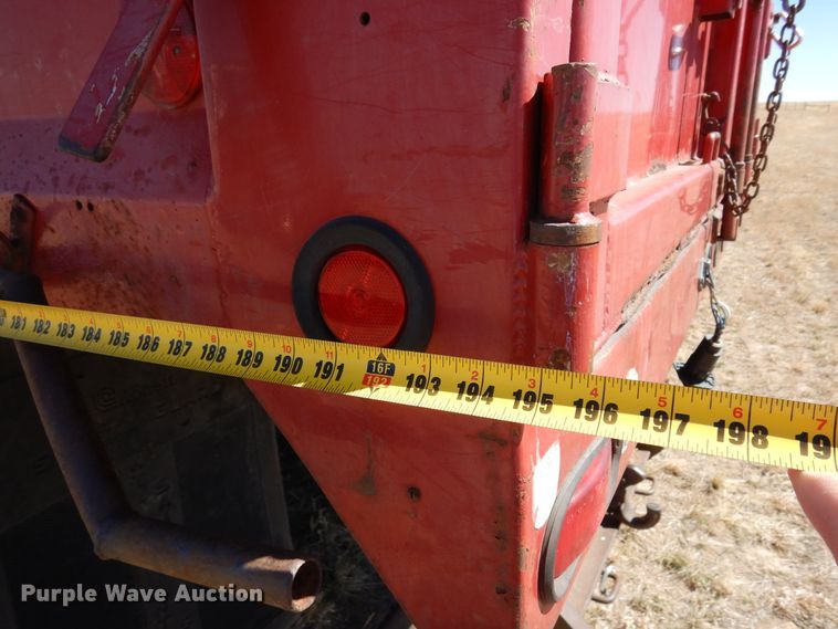 image for item DR1147 1990 International 4700  Crew Cab chipper truck