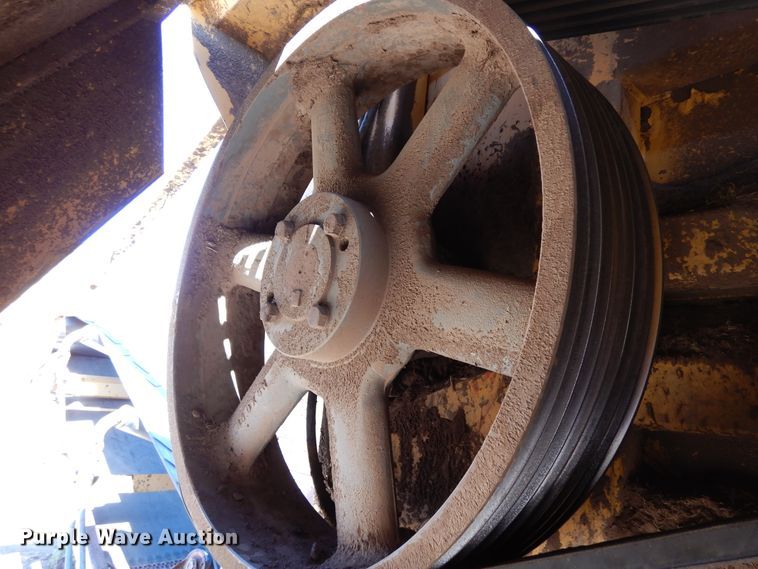 image for item DR1151 Maxigrind 425  horizontal grinder