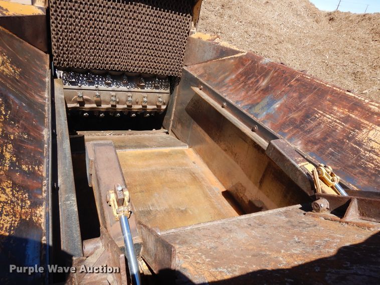 image for item DR1151 Maxigrind 425  horizontal grinder