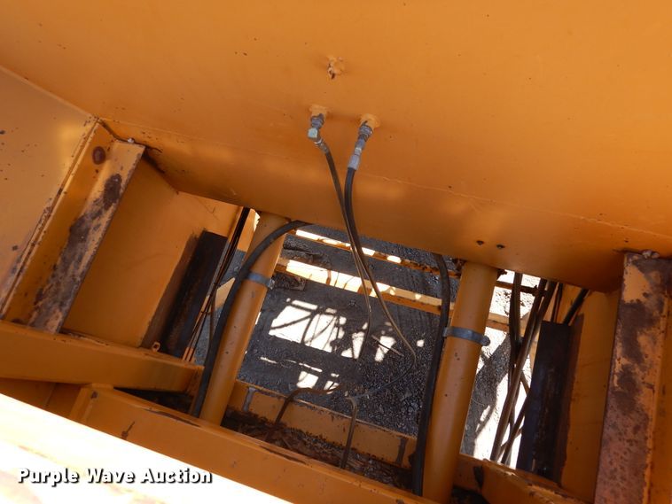 image for item DR1151 Maxigrind 425  horizontal grinder