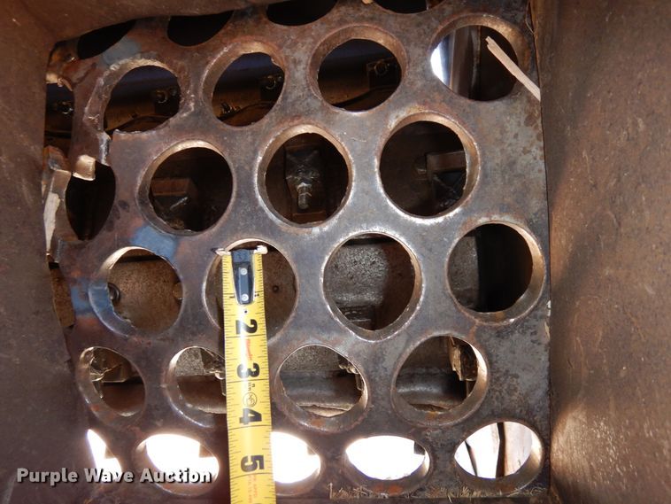 image for item DR1151 Maxigrind 425  horizontal grinder