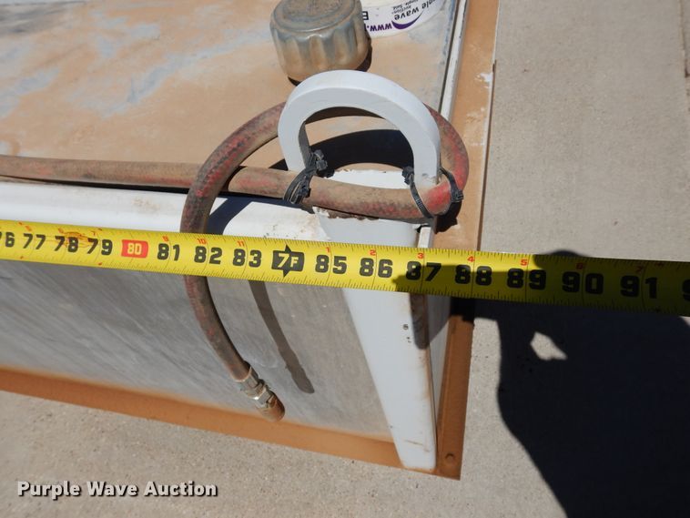 image for item EY9810 Oil / lube skid unit