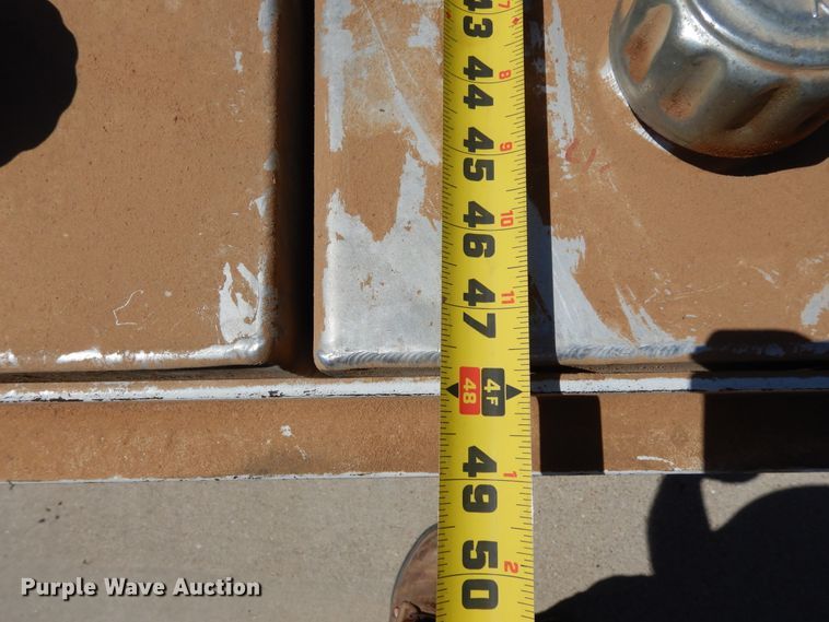 image for item EY9810 Oil / lube skid unit