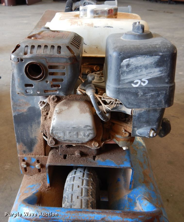 image for item EY9811 (2) Puma air compressors