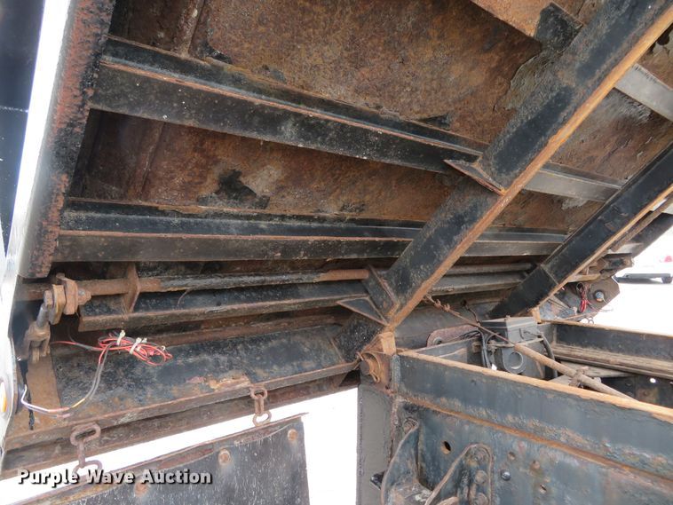 image for item FB9788 2006 GMC C6500  dump truck