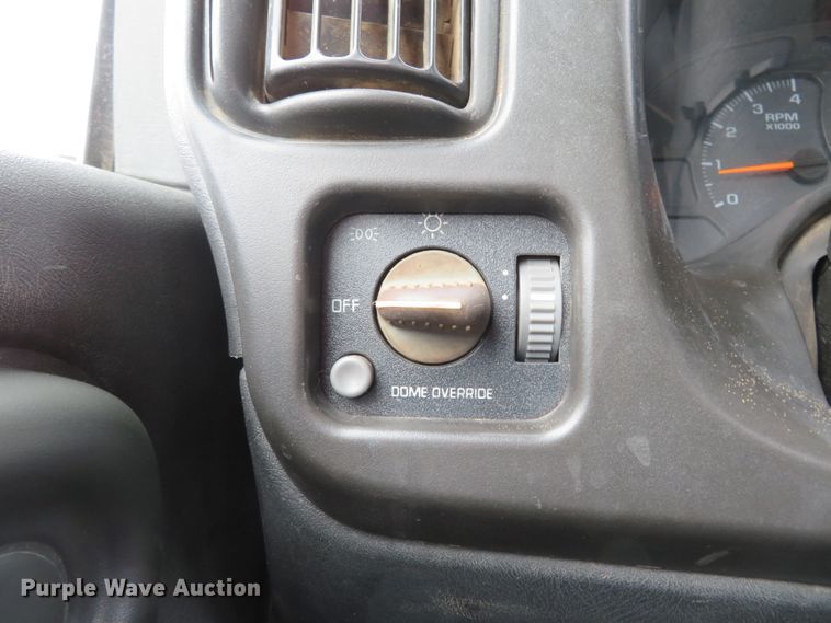 image for item FB9788 2006 GMC C6500  dump truck