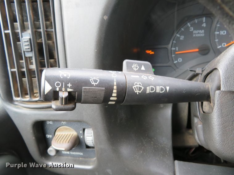 image for item FB9788 2006 GMC C6500  dump truck